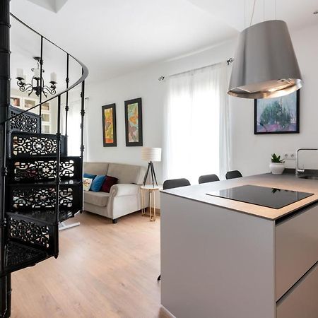 Appartamento Am Alameda Santa Rufina Siviglia Esterno foto